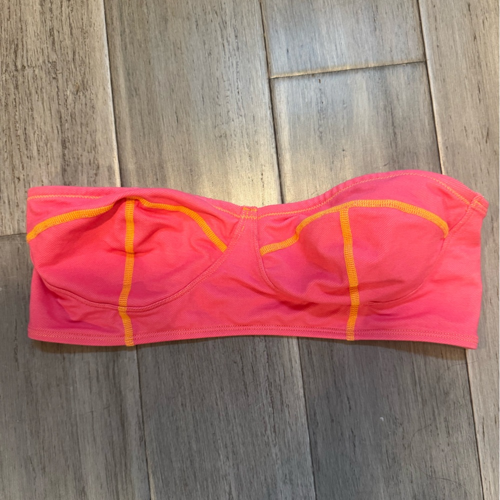 NWOT It’s Now Cool Bandeau swim top